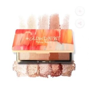 TOUCH IN SOL Pretty Filter Glowdient Makeup Palette